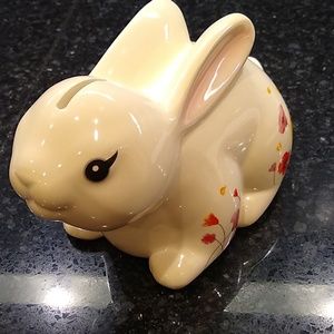 🐇Wells Fargo Collectable Bunny Bank🐇